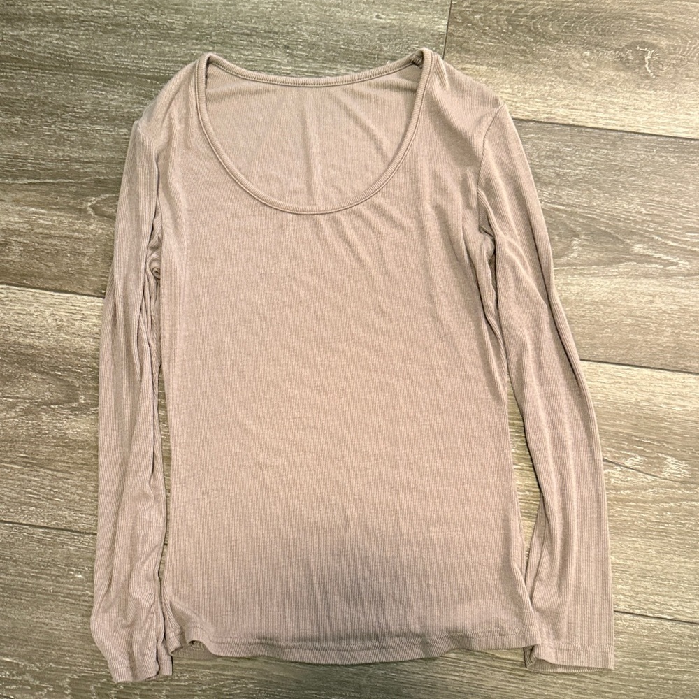 Women's Assorted Color Tops - Picture 5 of 5